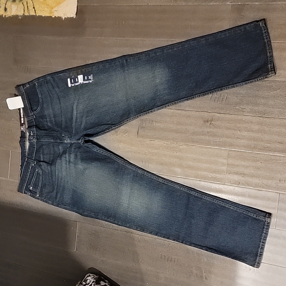 George Slim Straight Jeans